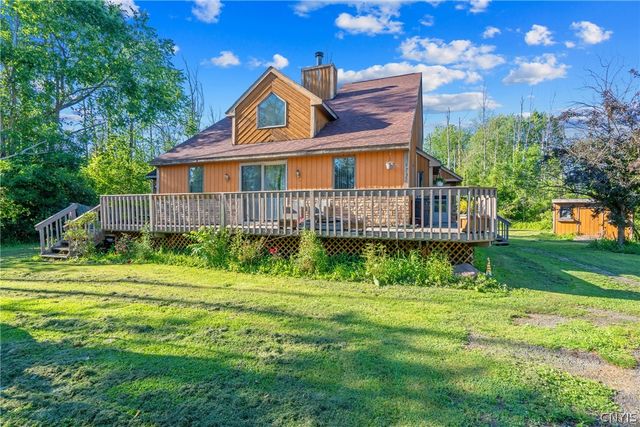 4735 Grange Road, Clay, NY 13041