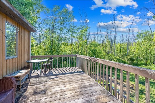 4735 Grange Road, Clay, NY 13041