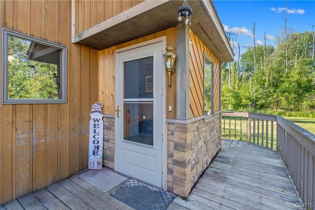 4735 Grange Road, Clay, NY 13041
