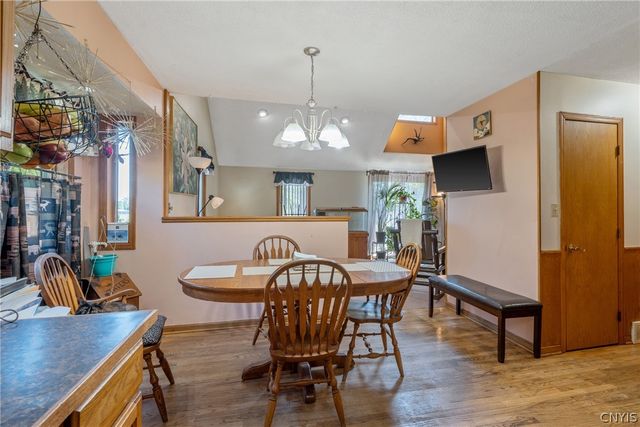4735 Grange Road, Clay, NY 13041