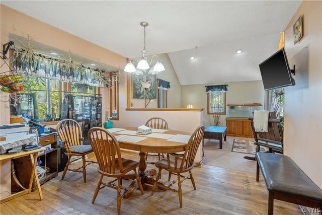 4735 Grange Road, Clay, NY 13041