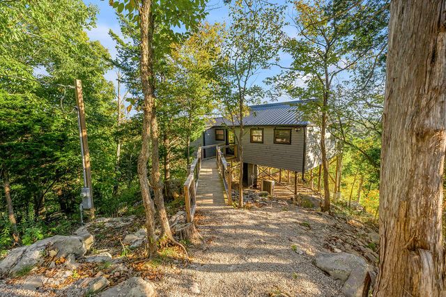 85 Gala Lane, Stanton, KY 40380