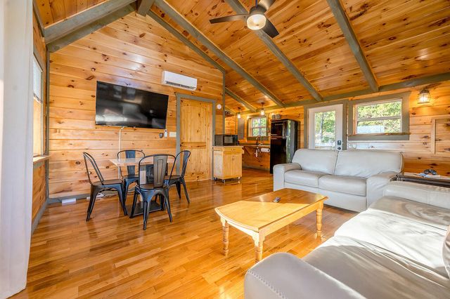 85 Gala Lane, Stanton, KY 40380