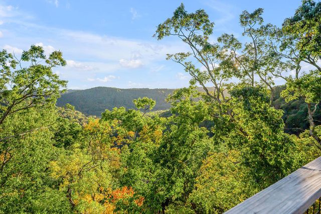 85 Gala Lane, Stanton, KY 40380