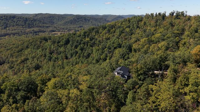 85 Gala Lane, Stanton, KY 40380