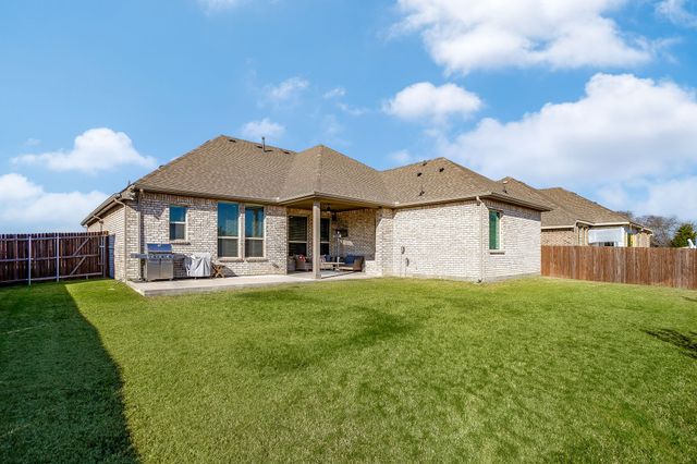 10108 Walnut Ridge Drive, Grand Prairie, TX 76065
