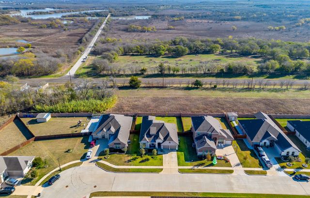 10108 Walnut Ridge Drive, Grand Prairie, TX 76065