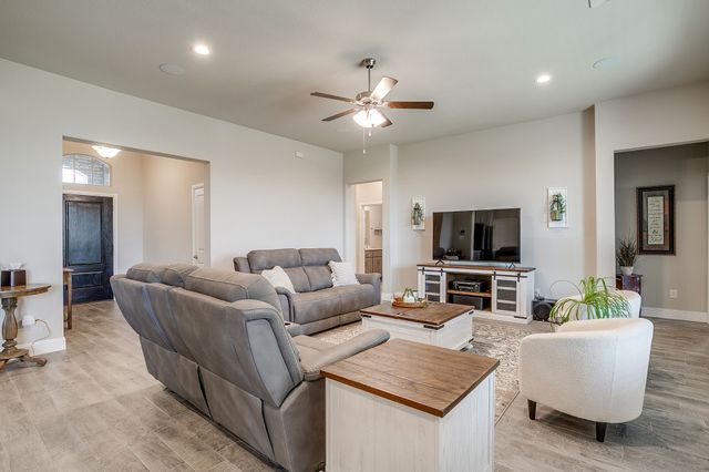 10108 Walnut Ridge Drive, Grand Prairie, TX 76065