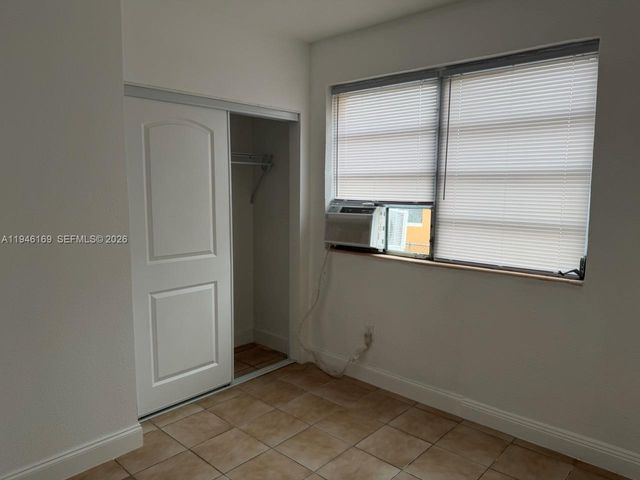 219 SW 21st Ave 1, Miami, FL 33135