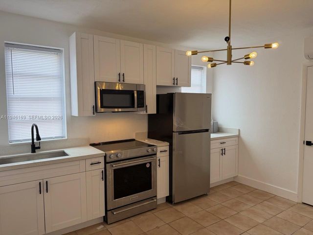 219 SW 21st Ave 1, Miami, FL 33135