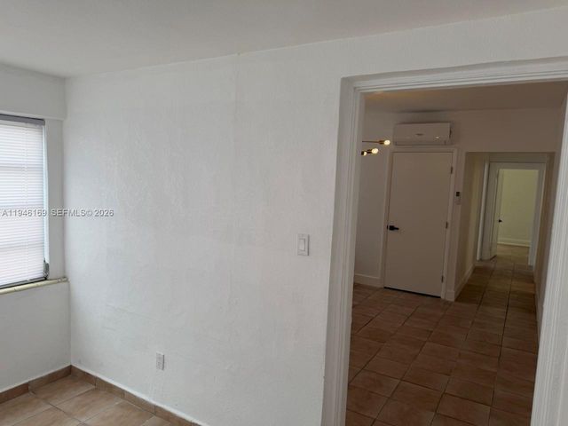 219 SW 21st Ave 1, Miami, FL 33135