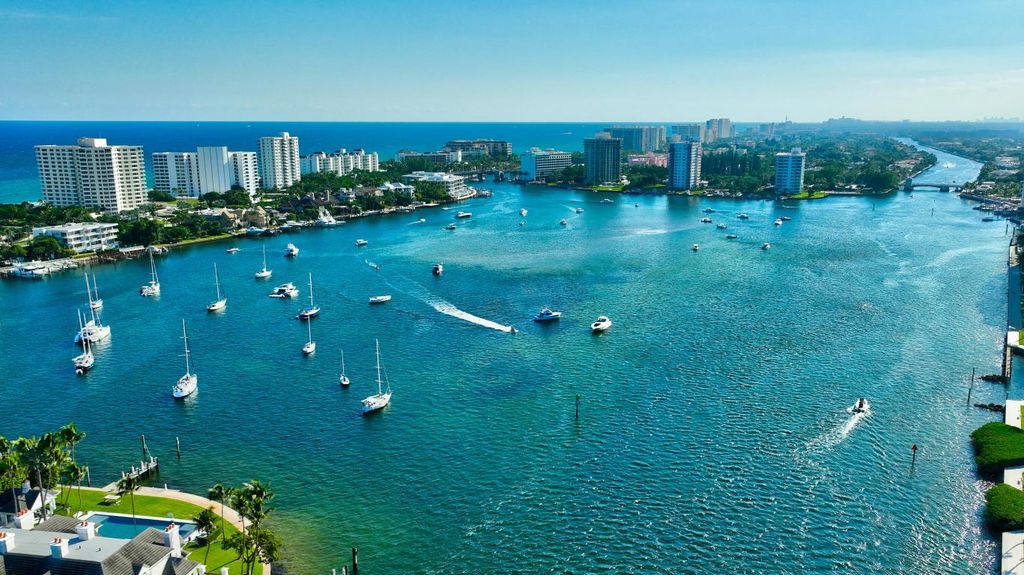 Image 25 of property listing at 140 SE 5th Avenue 448, Boca Raton, FL 33432