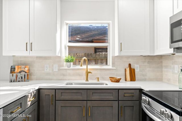 751 CAMELIA Street, Atlantic Beach, FL 32233