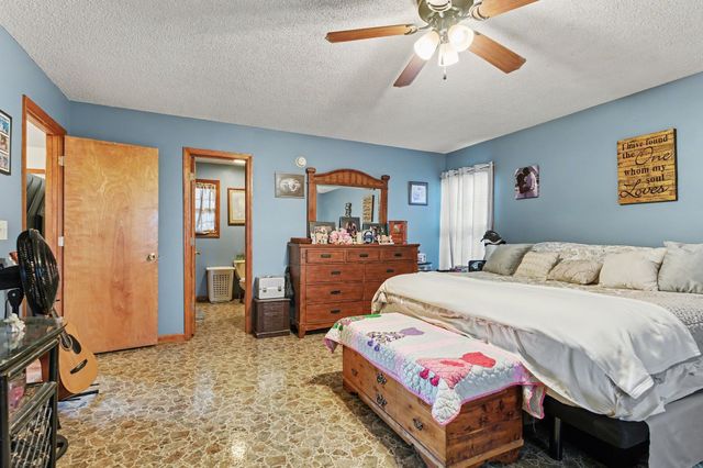 400 Cessna Cir, Winchester, TN 37398