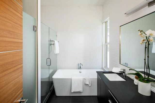 688 12th Avenue, Menlo Park, CA 94025