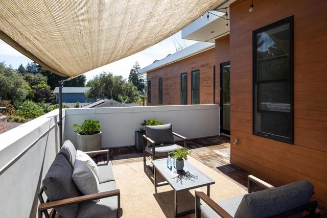 688 12th Avenue, Menlo Park, CA 94025