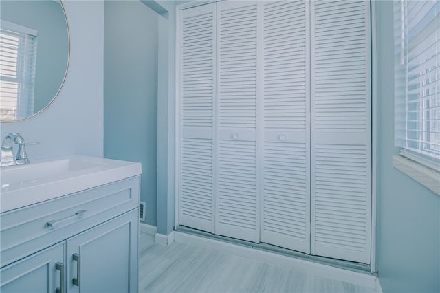 808 NW 8th Street, Bentonville, AR 72712