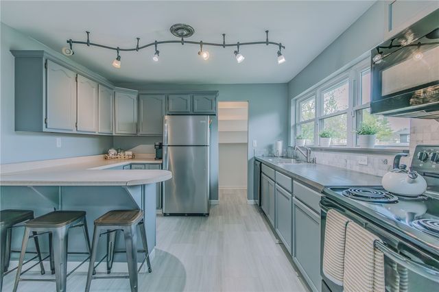 808 NW 8th Street, Bentonville, AR 72712