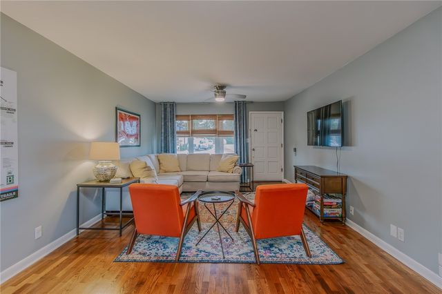 808 NW 8th Street, Bentonville, AR 72712