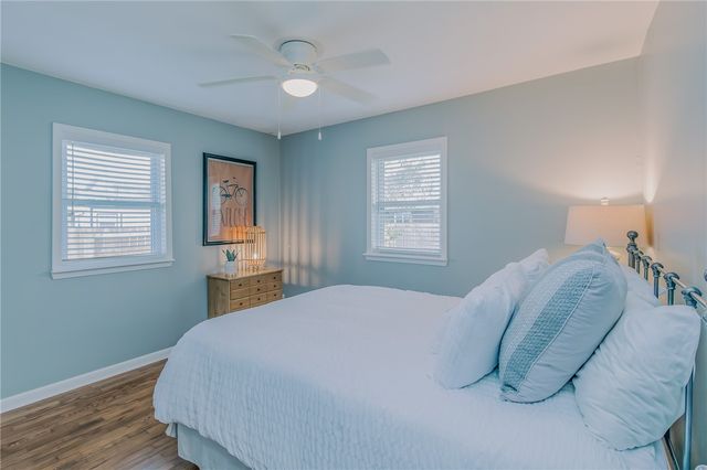 808 NW 8th Street, Bentonville, AR 72712