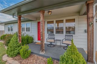 808 NW 8th Street, Bentonville, AR 72712