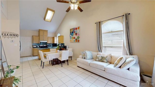 3810 W Sarah Evans Street, Edinburg, TX 78541