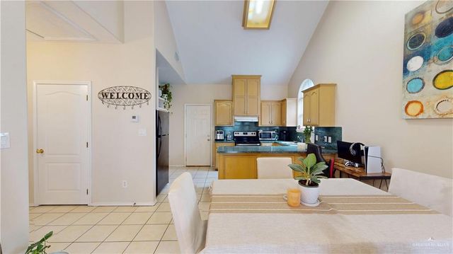 3810 W Sarah Evans Street, Edinburg, TX 78541