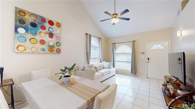 3810 W Sarah Evans Street, Edinburg, TX 78541