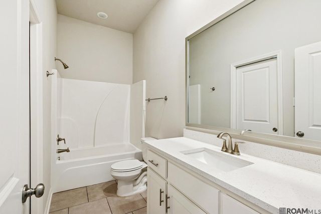 14250 Kaden Creek Dr, Walker, LA 70785