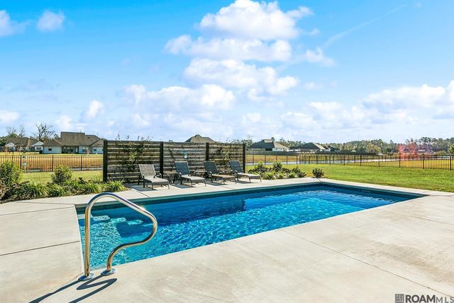 14250 Kaden Creek Dr, Walker, LA 70785