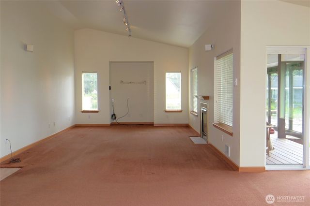643 Quinault Avenue SE, Ocean Shores, WA 98569
