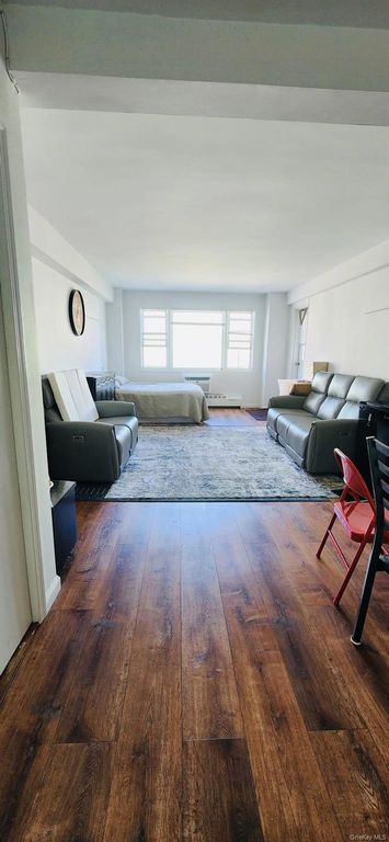 89-15 PARSONS Boulevard 9N, Jamaica Hills, NY 11432 — photo 2