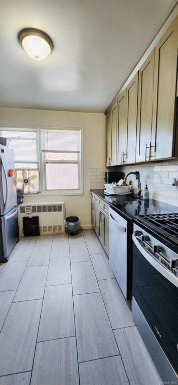 89-15 PARSONS Boulevard 9N, Jamaica Hills, NY 11432 — photo 3