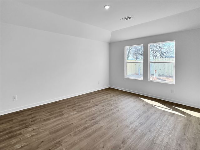 551 Raegan Street, Prairie Grove, AR 72753