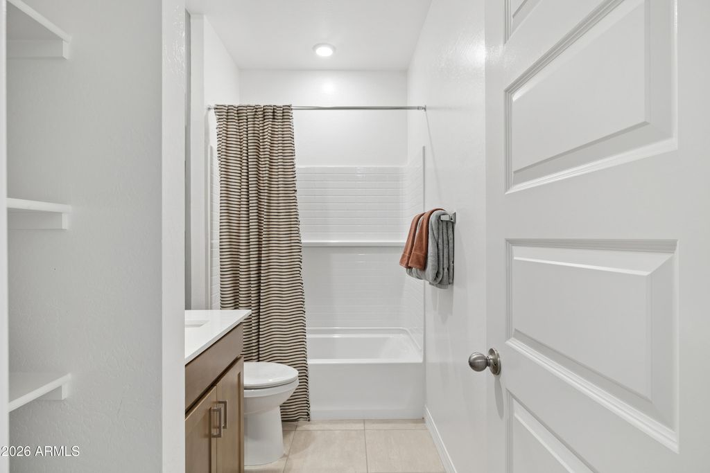 Image 30 of property listing at 17500 W ILLINI Street, Goodyear, AZ 85338