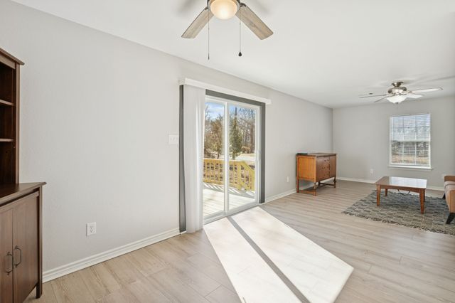 1408 Riverside Drive, Quinlan, TX 75474