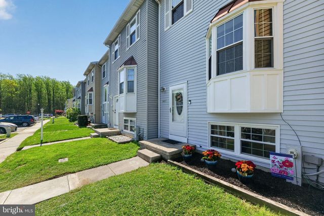 421 KOSOAK RD, Baltimore, MD 21220