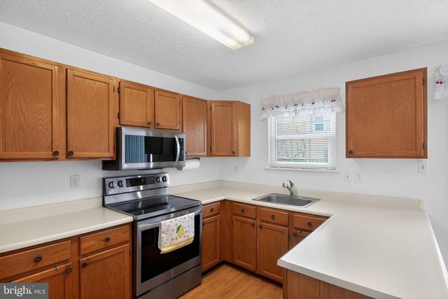 421 KOSOAK RD, Baltimore, MD 21220