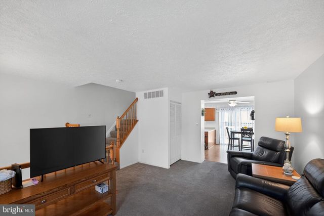 421 KOSOAK RD, Baltimore, MD 21220