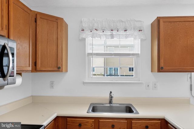 421 KOSOAK RD, Baltimore, MD 21220