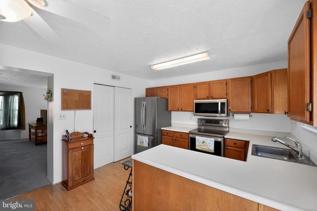 421 KOSOAK RD, Baltimore, MD 21220