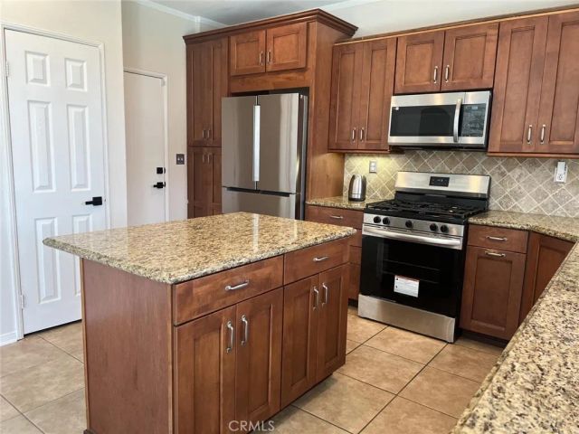 29752 Camino Cristal, Menifee, CA 92584