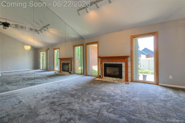 26901 Coachlight Street, Woodhaven, MI 48183