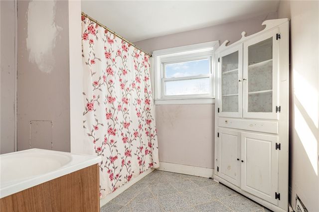 86 Nelson Street, Auburn, NY 13021