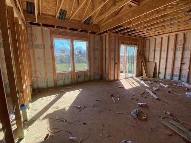 20665 Skyview Lane, Spring Hill, KS 66083