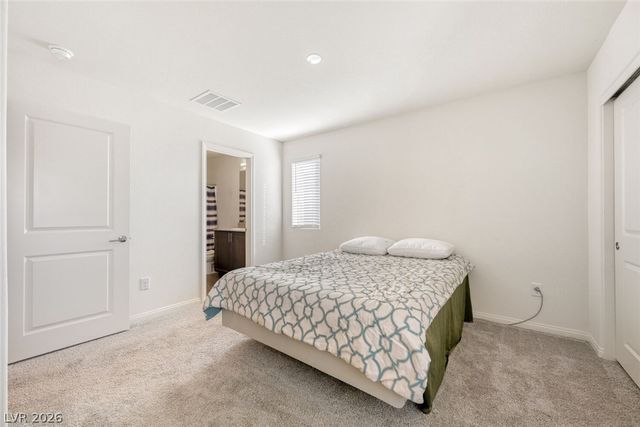 2758 Champagne Gold Avenue, North Las Vegas, NV 89086