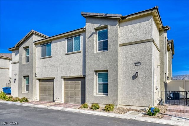 2758 Champagne Gold Avenue, North Las Vegas, NV 89086