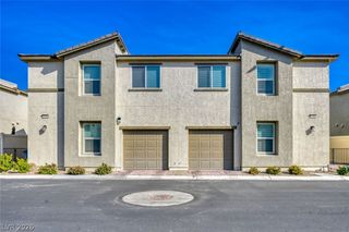 2758 Champagne Gold Avenue, North Las Vegas, NV 89086