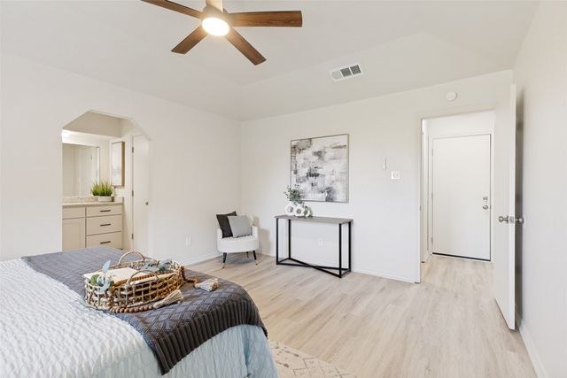 6348 N Park Drive, Watauga, TX 76148