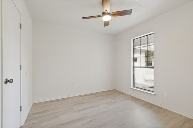 6348 N Park Drive, Watauga, TX 76148